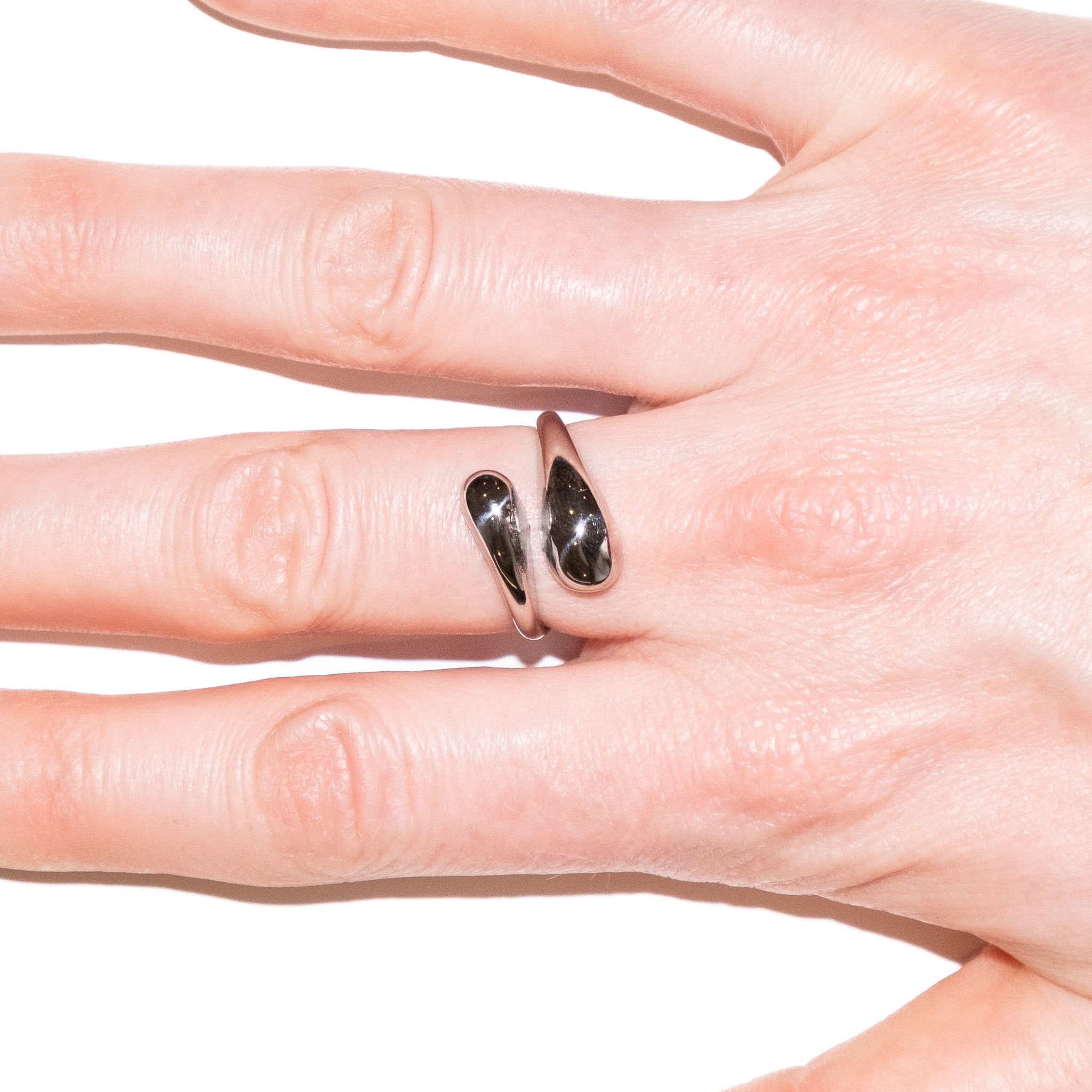 Twist Ring